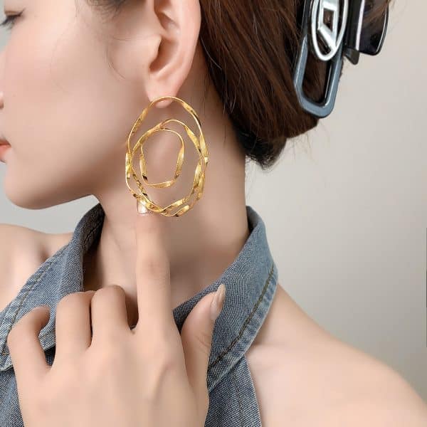 Style Exaggerated Big Circle Three-dimensional Twisted Personality Ear Studs Cold Style High Sense