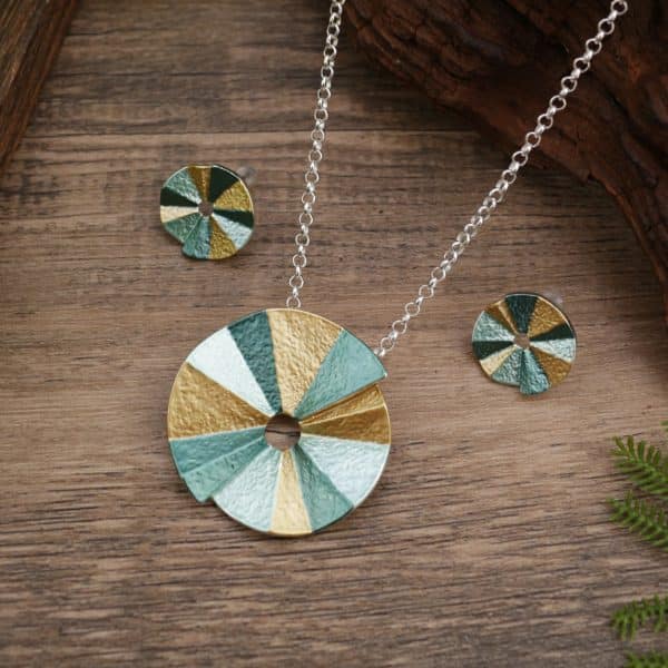 Women's High-grade Geometric Round Necklace