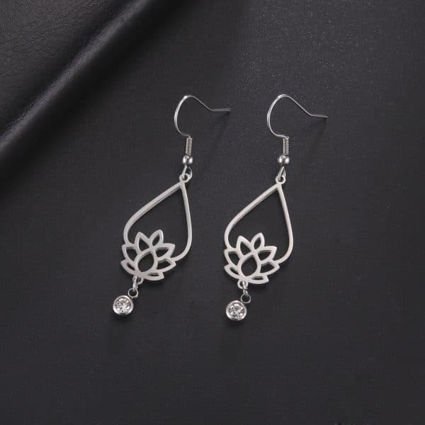 Vintage Water Drop Lotus Women's Earrings