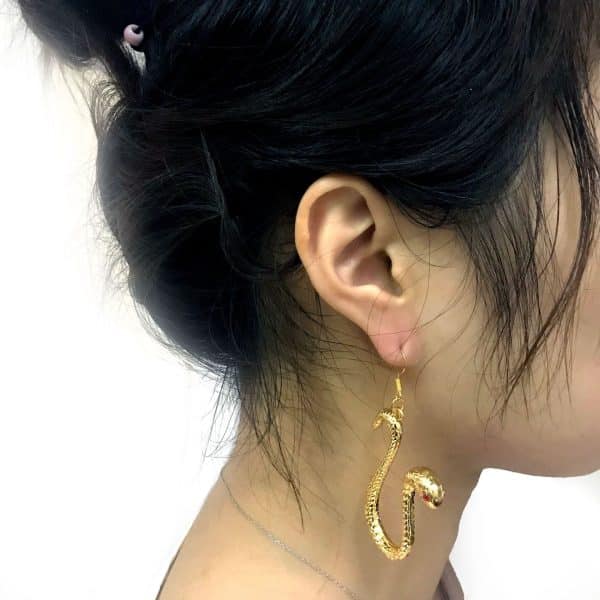 Women's Trendy Personality Earrings With Long Water Drop