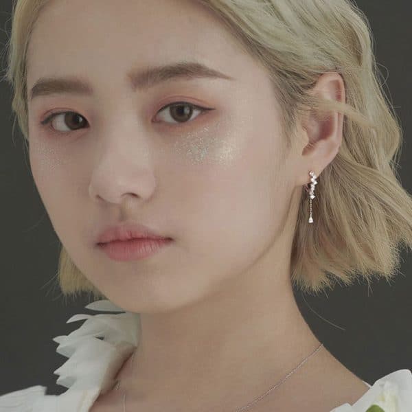 Water Drop Diamond Temperament Korean Earrings Silver