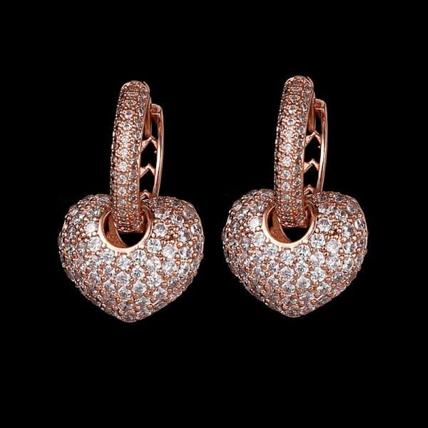 Micro-set zircon peach heart ear clip earrings