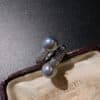 Twist Plate Gem White Shell Pearls Ring