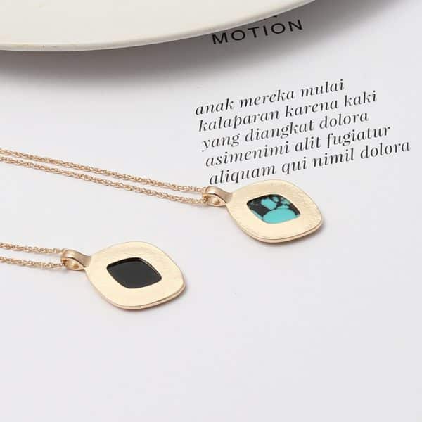 Abalone Shell Turquoise Inlaid Exquisite Short Chic Necklace