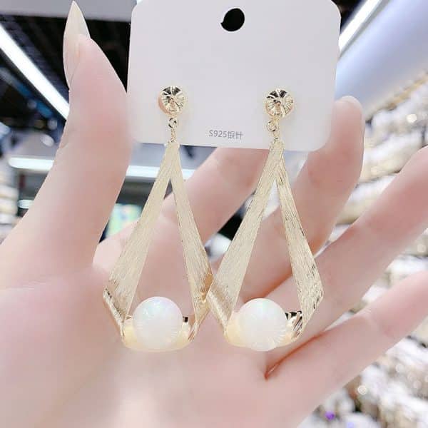Water Drop Earrings Female Generous And Personalized