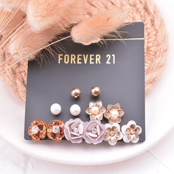 6 Pairs Of One Card Simple Flower Small Earrings Set Pearl Shell Female Earrings Diamond Jewelry Jewelry