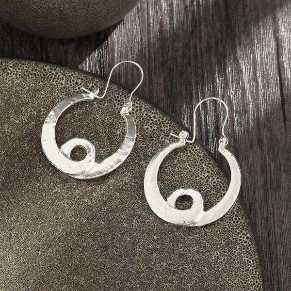Creative Hollow Bohemian Beautiful Circle Pendant Earrings