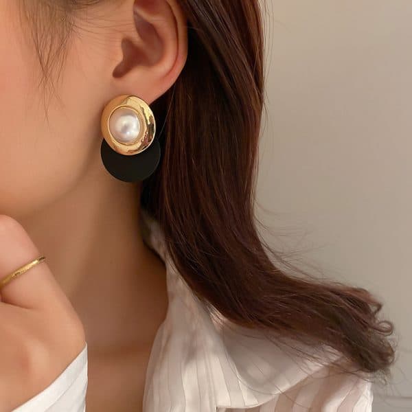 Drop-shaped Hollow Earrings Personality Temperament