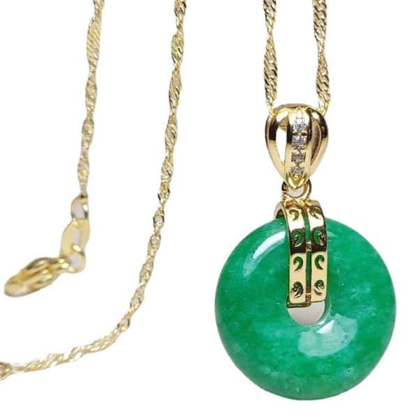 Vacuum Electroplating Emerald Green Dry Green Jade Pendant