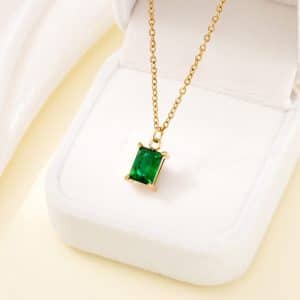 Gold Plating Simple Square Pendant Necklace For Women