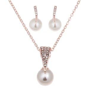 Pearl necklace set