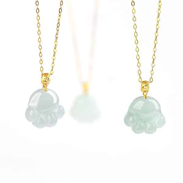 Emerald Light Green Cat's Paw Pendant Cute 18K Gold Buckle Jade Pendant Women's