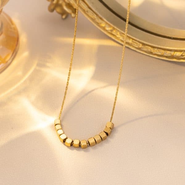 Women's Fashion Simple Small Square Titanium Steel Necklace