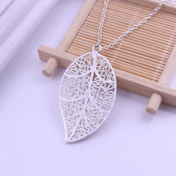 Creative Featured Leaf Set