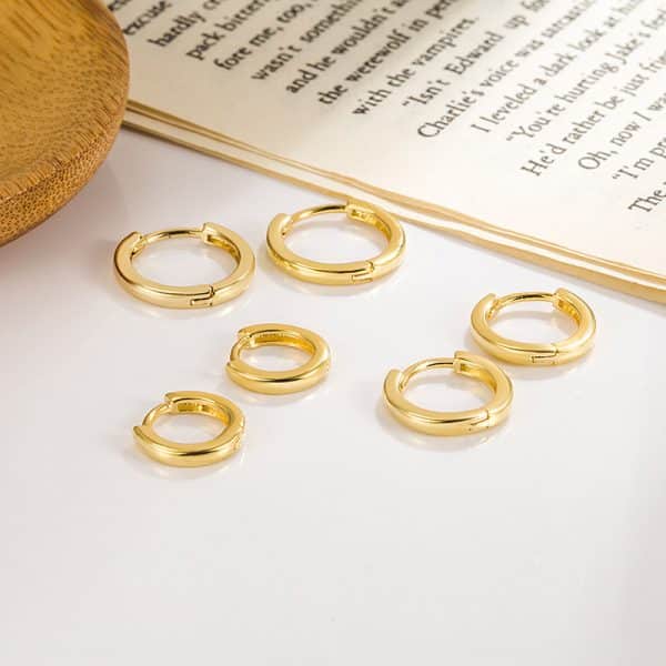 Women's Fashion Square Glossy Circle Ear Clip