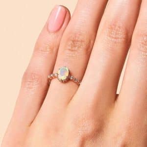 Imitation Moonstone Oval Rose Gold Ring Women's Niche