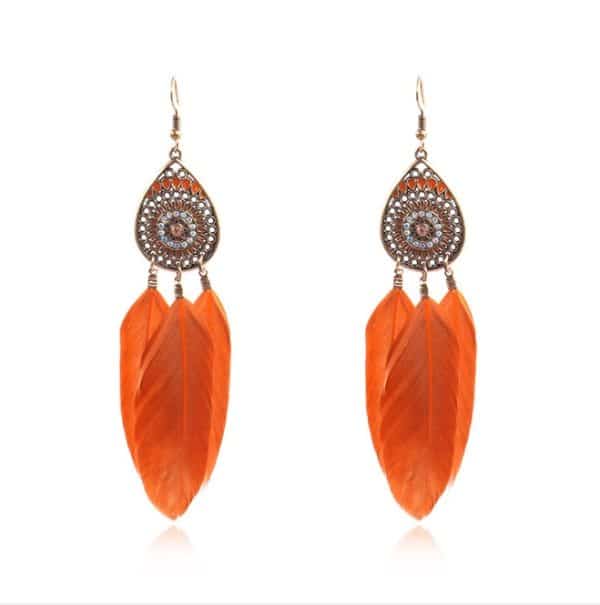 Drop-shaped long pendant