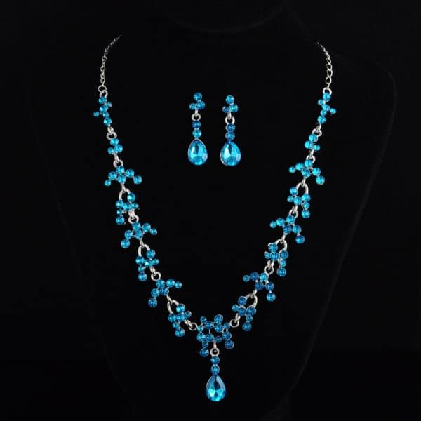 Bridal jewelry, necklace, earring set, wedding dress, jewelry accessories, fast selling pass