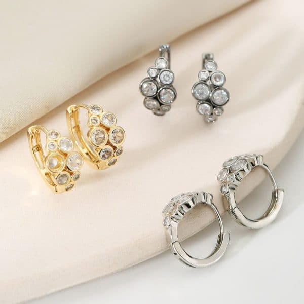 High-grade Circle Inlaid Zircon Female Earrings Light Luxury All-matching