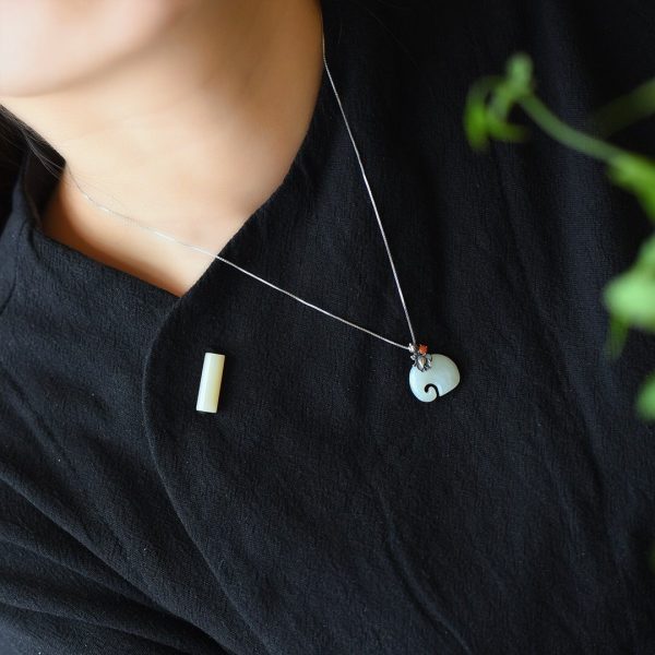 Women's Retro Personality Elephant Ruyi Pendant