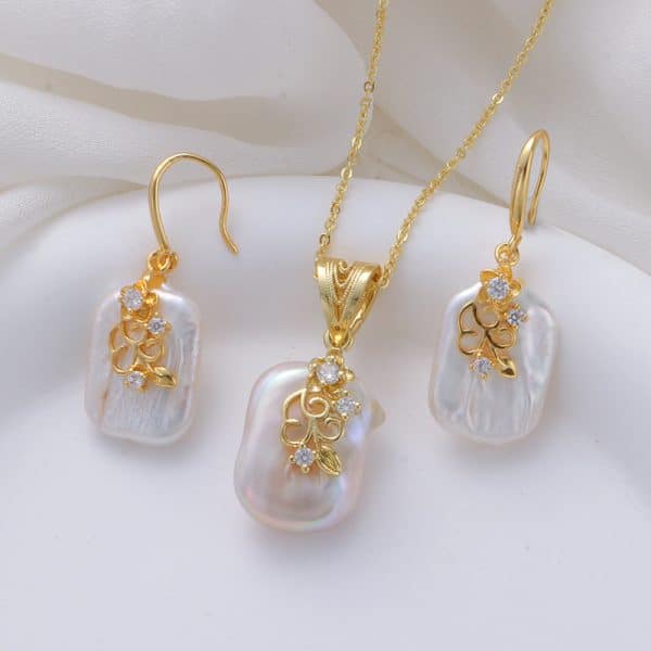 Copper Plated Real Gold Design Versatile Baroque Shaped Pearl Earrings