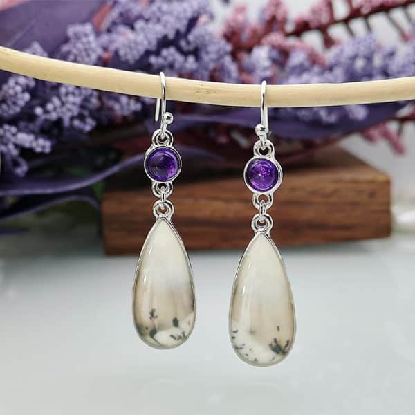 Ethnic drop-shaped earrings