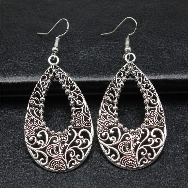 Women's Creative Simple Retro Drop Earrings