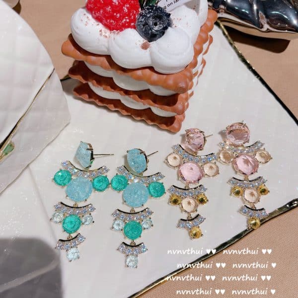 Brilliant Mint Emerald Drop Earrings