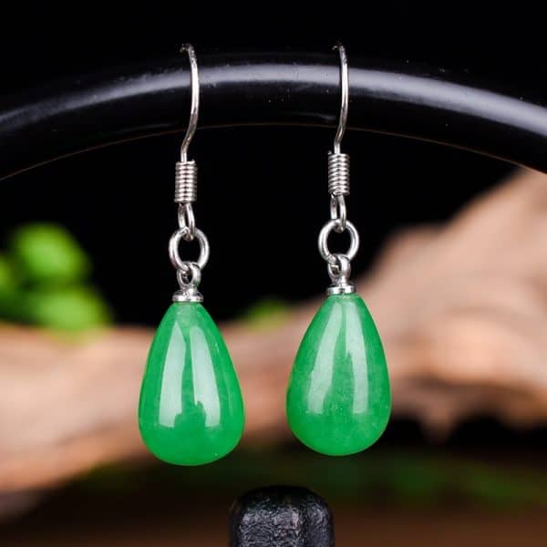 Emerald drop earrings