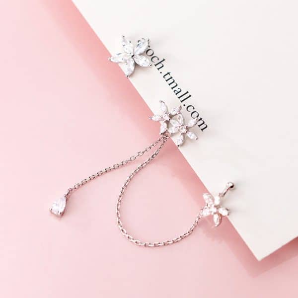 Asymmetric tassel water drop diamond earrings