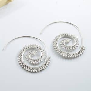 Personalized Circle Spiral Ear Clip
