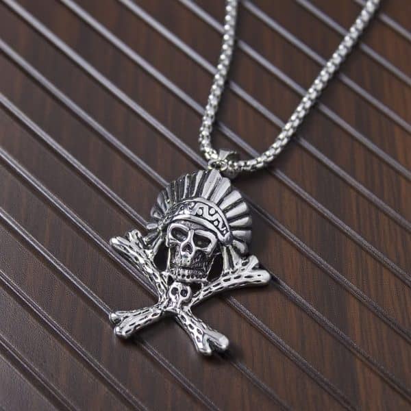 Skull Polished Pendant Necklace Vintage