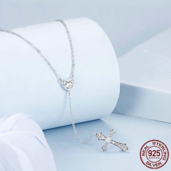 Simple V-neck Love Cross Necklace