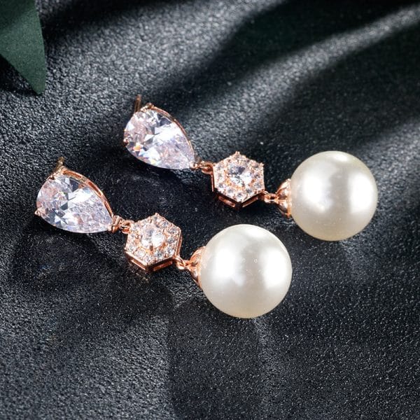 Stylish Water Drop Zircon Earrings Elegant