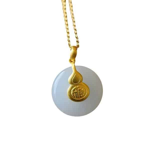Simple Female White Stone Pendant Necklace