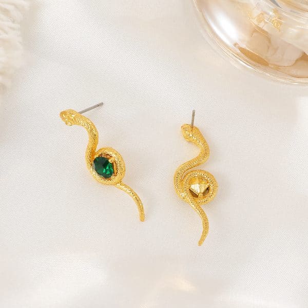 Women's Temperamental Vintage Diamond-set Snake Earrings