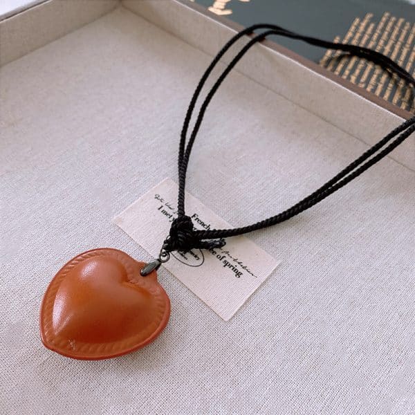 Women's Versatile Fashion Heart Pendant Necklace