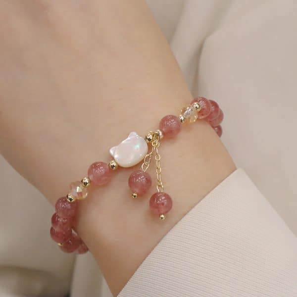 Women's Natural Crystal Bracelet Design