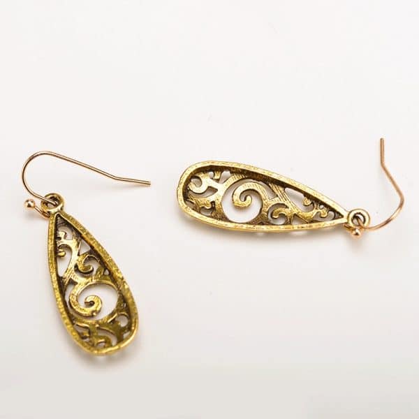 Ethnic Style Water Drop Hollow Pattern Earrings