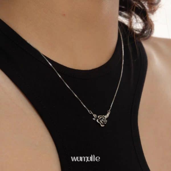 Retro Black Rose Necklace For Women