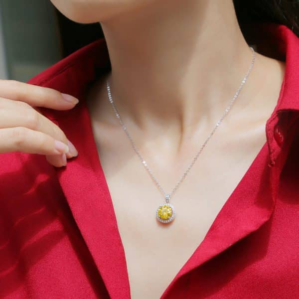 S925 Silver Luxury Round Cake Pendant Yellow Simulation Moissanite Necklace