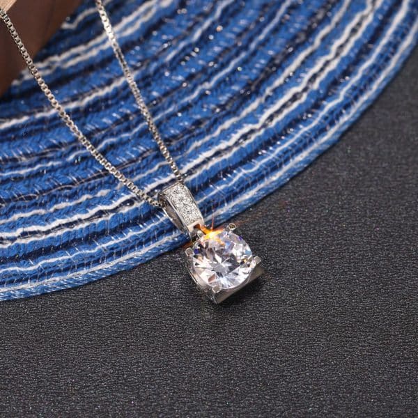 New Classic All-match Artificial Diamond Clavicle Chain