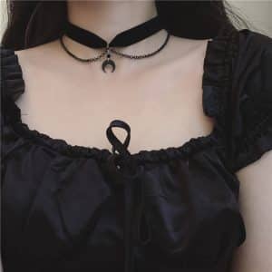 Gothic Style Crescent Choker Necklace Dark Black Collar