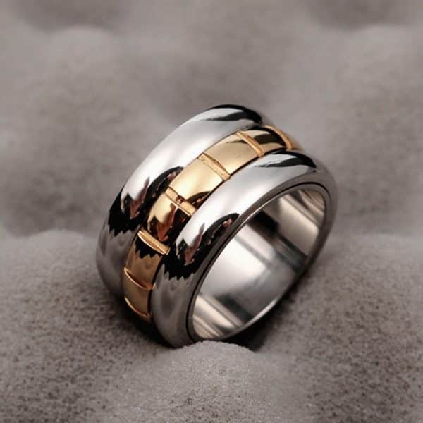 Ultra-wide Titanium Steel Knuckle Tail Can Be Rotatable Ring