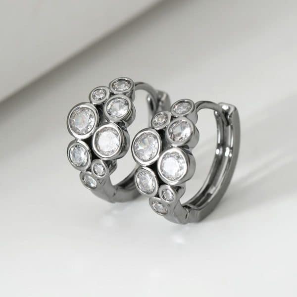 High-grade Circle Inlaid Zircon Female Earrings Light Luxury All-matching