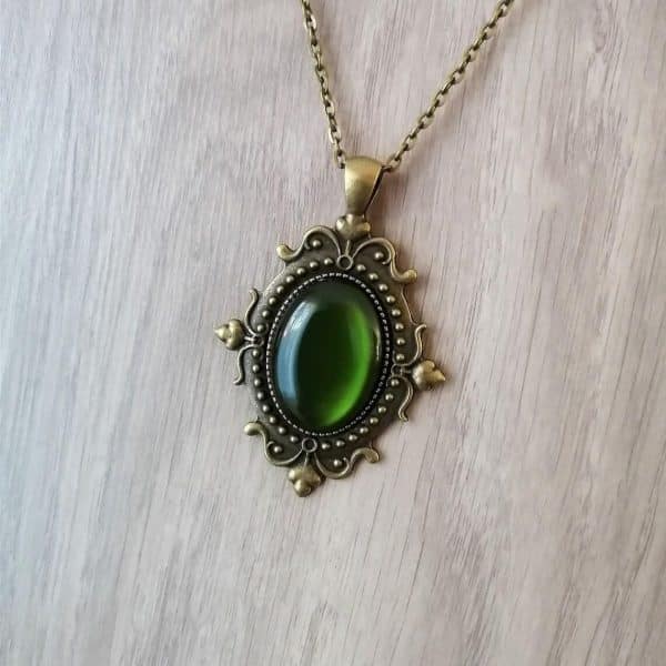 Gothic Vintage Bronze Pendant Necklace Personality