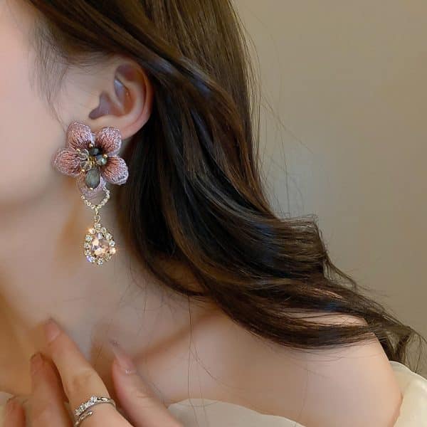 Asymmetrical Diamond Drop Crystal Flower 925 Silver Needle