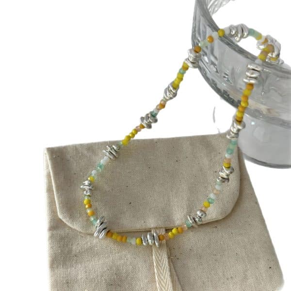 Retro Minority Advanced Design Irregular Shaped Small Pieces Of Silver Necklace