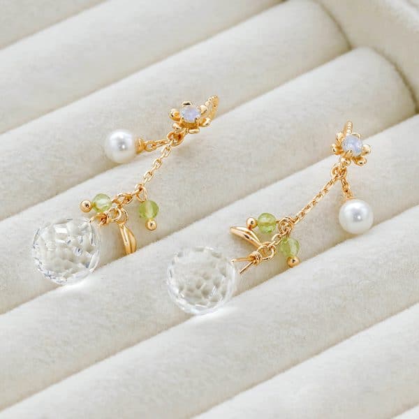 Women's White Crystal Drop Earrings