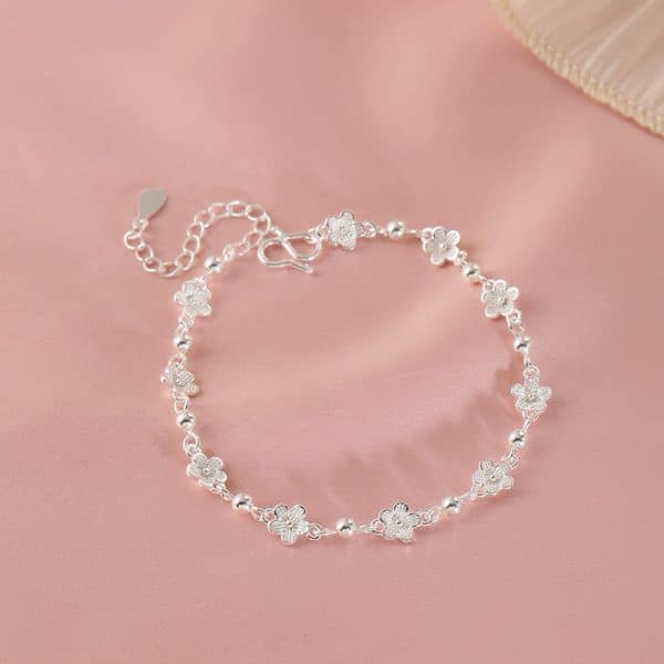 Dignified Flowers Bracelet Female All-match And Sweet Design
